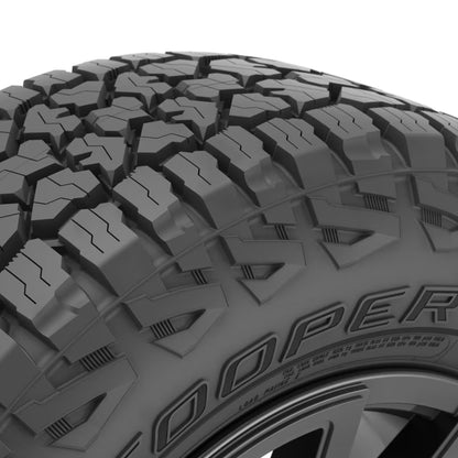 Cooper Discoverer Stronghold AT Tire