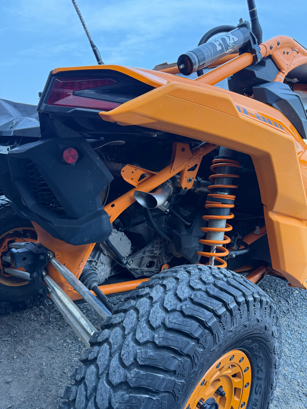 DG Custom Atv Electric Side Dump Bypass Pipe For BRP Can-Am Maverick X3