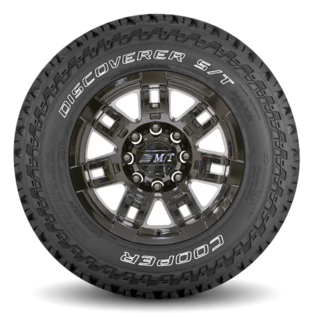Cooper Discoverer S/T Maxx Tire